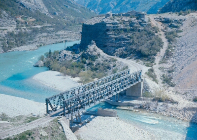 {short description of image}